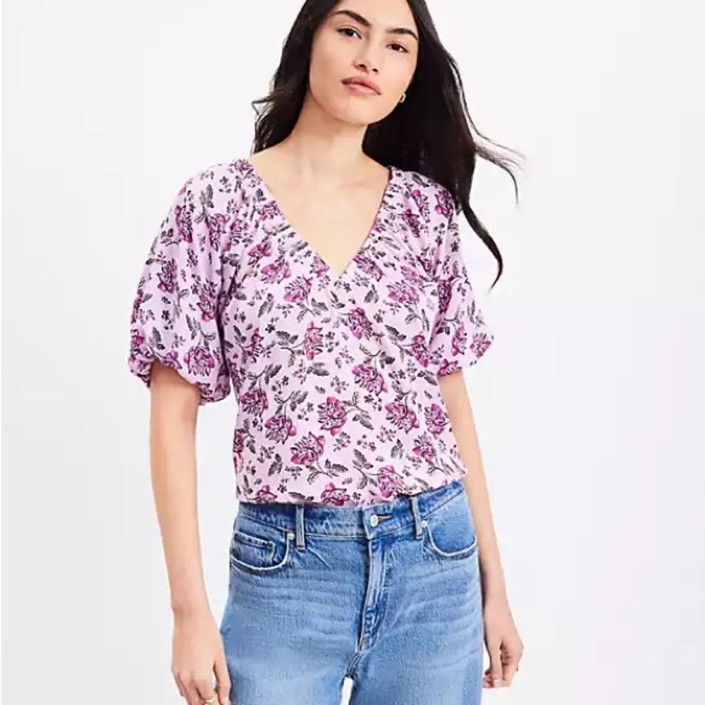 NWT  LOFT  Pink & Purple Floral Mixed Media V-Neck Top - XS